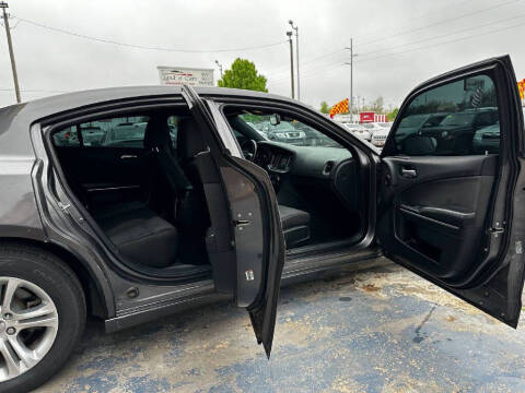 2015 Dodge Charger SE