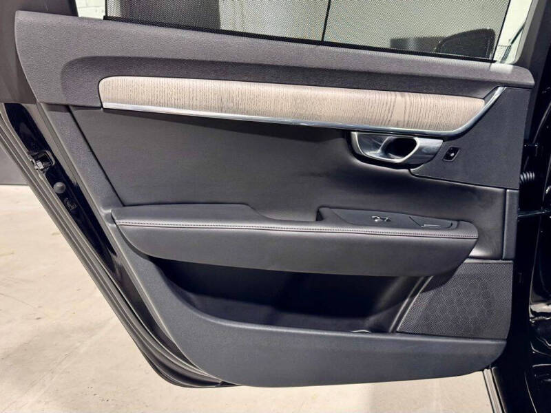 2023 Volvo S90 B6 Plus