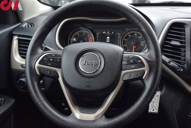 2016 Jeep Cherokee Sport