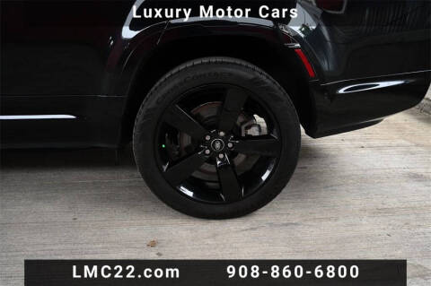 2023 Land Rover Defender 130 X-Dynamic SE