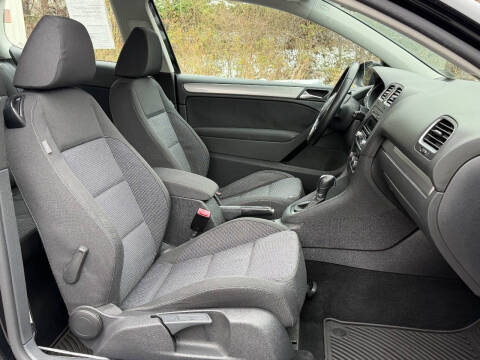 2013 Volkswagen Golf 2.5L PZEV