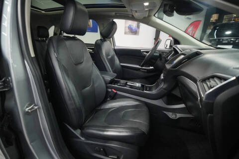 2020 Ford Edge Titanium
