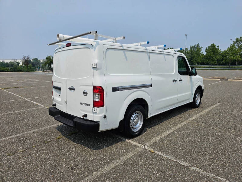 2015 Nissan NV 1500 S