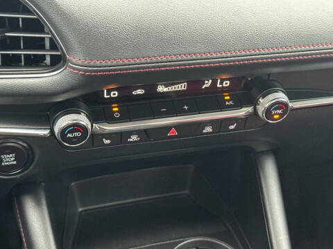 2023 Mazda Mazda3 Sedan 2.5 S Carbon Edition