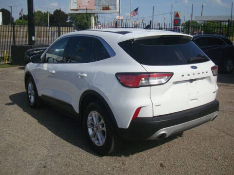 2020 Ford Escape SE