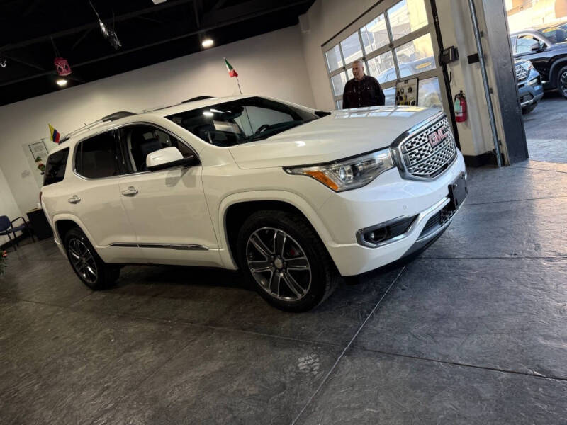 2018 GMC Acadia Denali