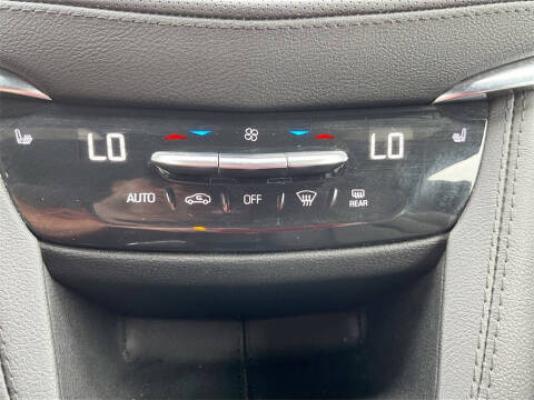 2024 Cadillac XT6 Luxury