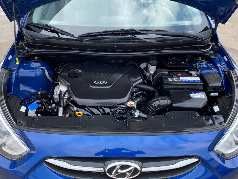 2016 Hyundai Accent SE