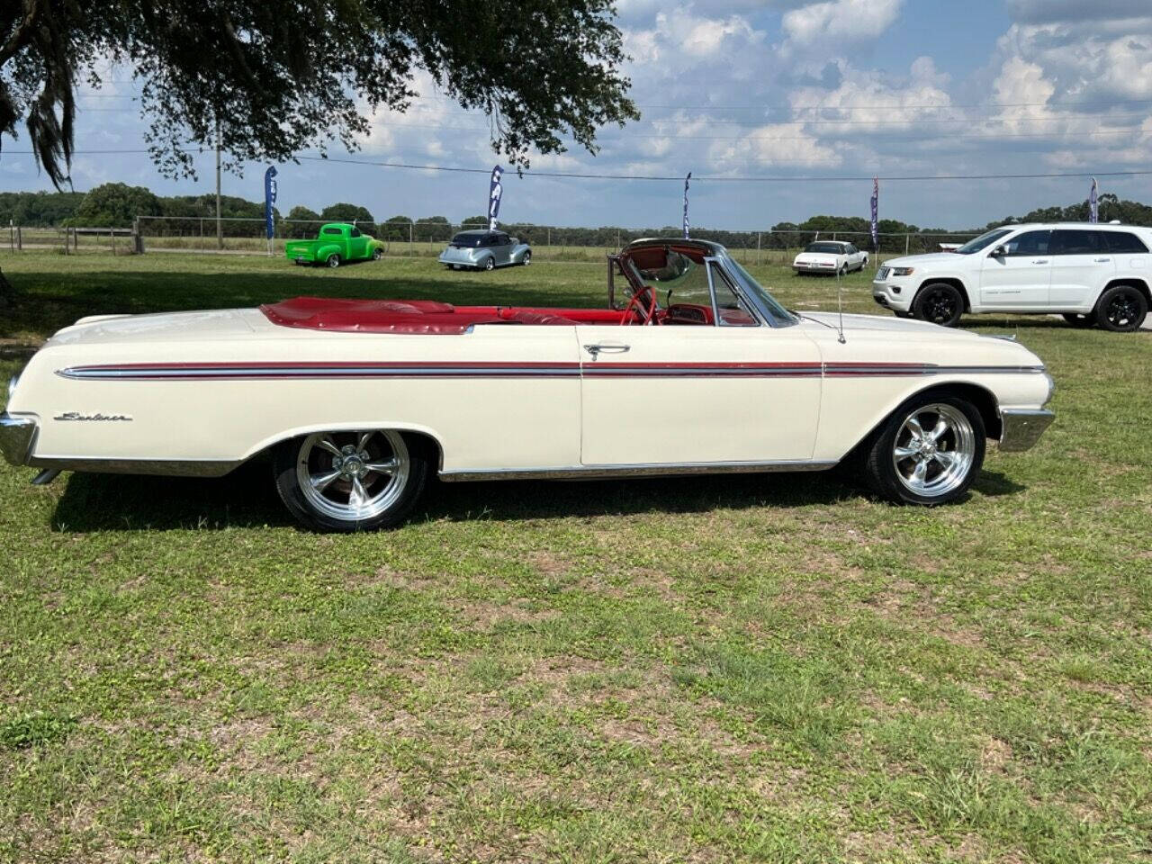 1962 Ford Sunliner for sale at Memory Lane Classic Cars in Bushnell, FL