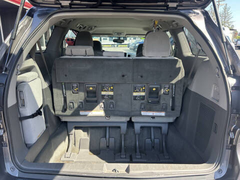 2015 Toyota Sienna