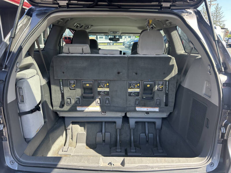 2015 Toyota Sienna