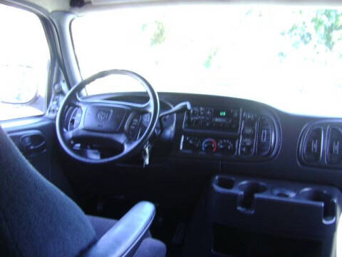 2001 Dodge Ram Van 3500 Maxi