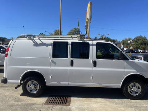 2020 Chevrolet Express 2500