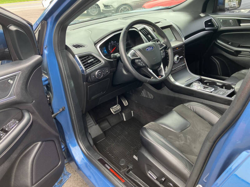2019 Ford Edge ST