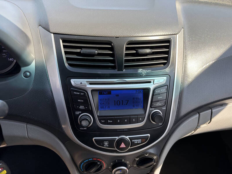 2014 Hyundai Accent GS