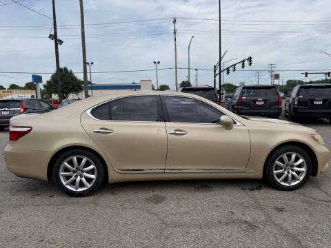 2007 Lexus LS 460