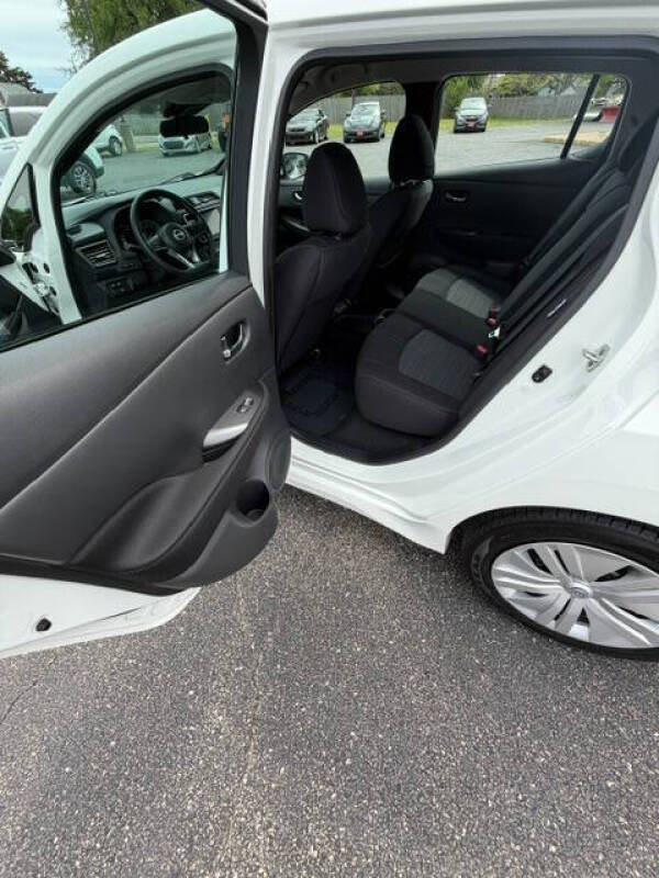 2023 Nissan LEAF S