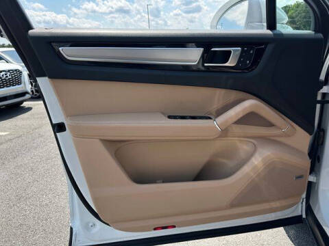2022 Porsche Cayenne