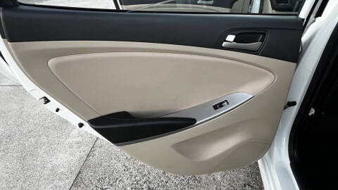 2017 Hyundai Accent Value Edition