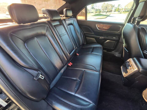 2018 Lincoln Continental Premiere