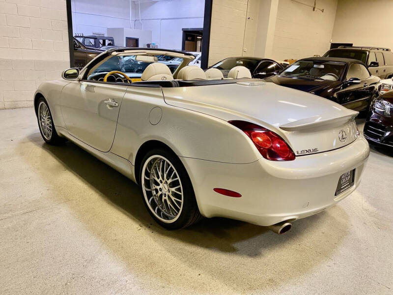 2005 Lexus SC 430