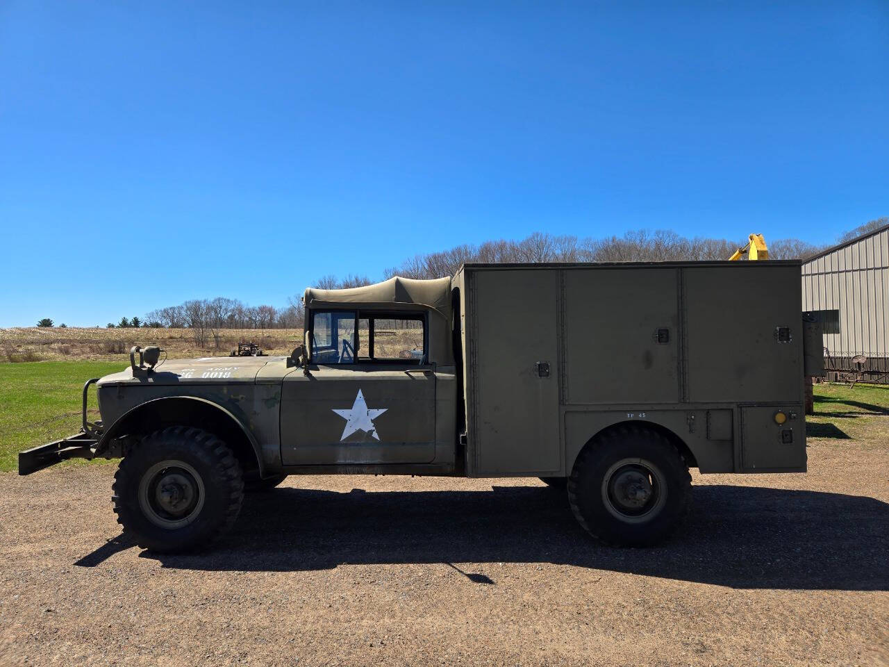 1971 Jeep M724 16
