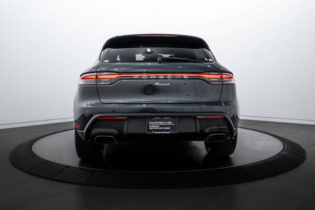 2025 Porsche Macan
