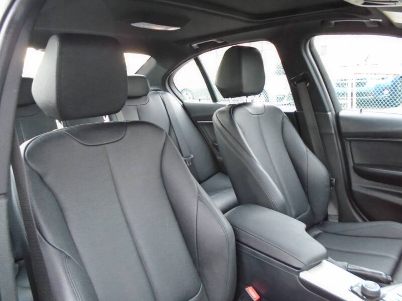 2014 BMW 3 Series 320i xDrive