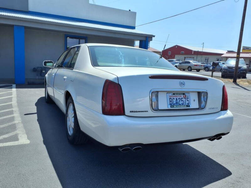 2003 Cadillac DeVille
