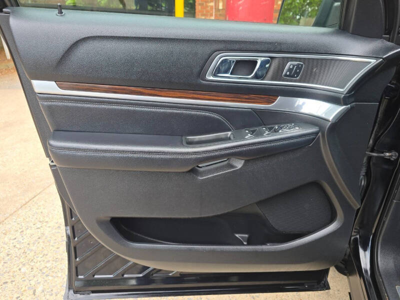 2017 Ford Explorer Limited