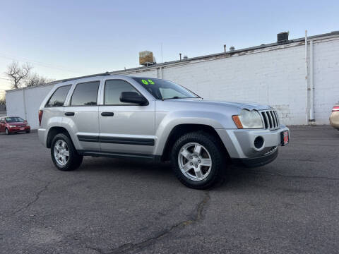 2005 Jeep Grand Cherokee Laredo