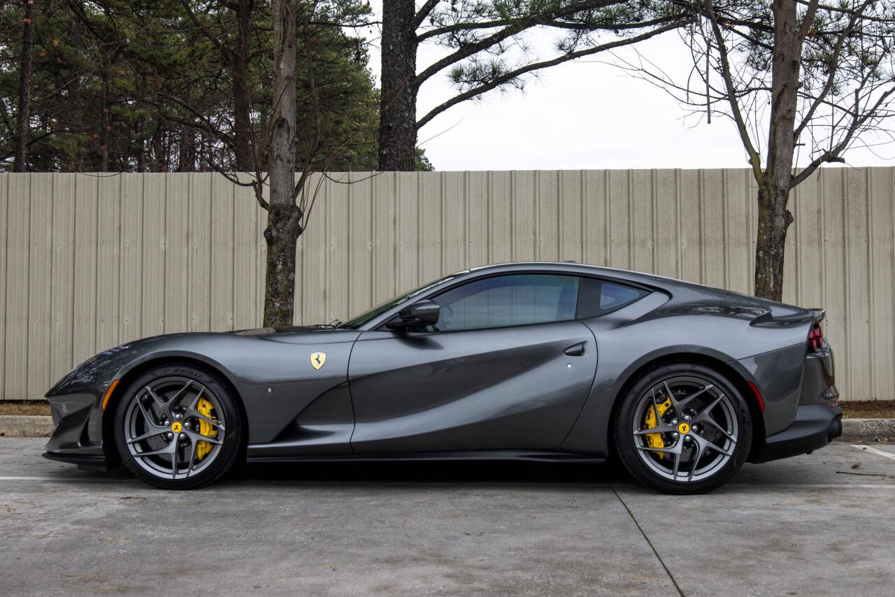 2020 Ferrari 812 Superfast 4
