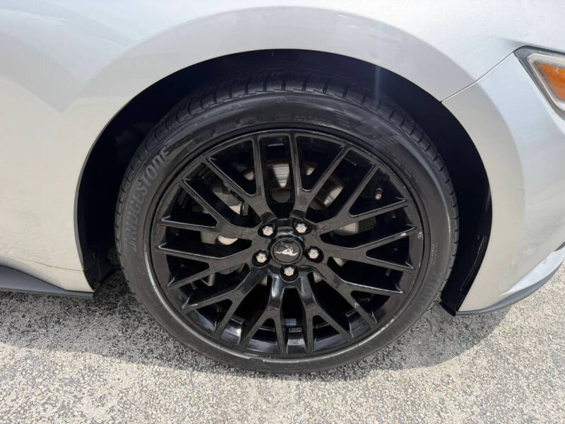 2017 Ford Mustang EcoBoost Premium