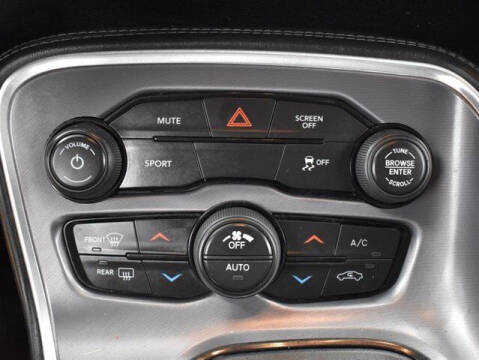 2019 Dodge Challenger SXT