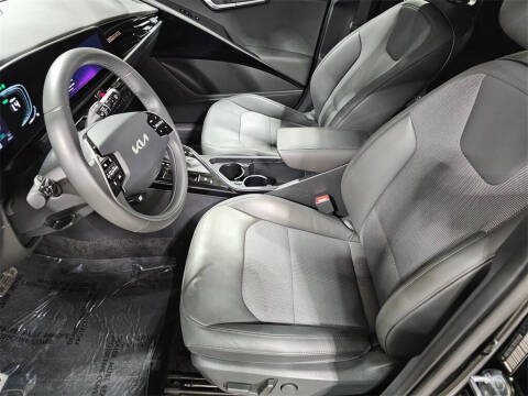 2024 Kia Niro EX Touring