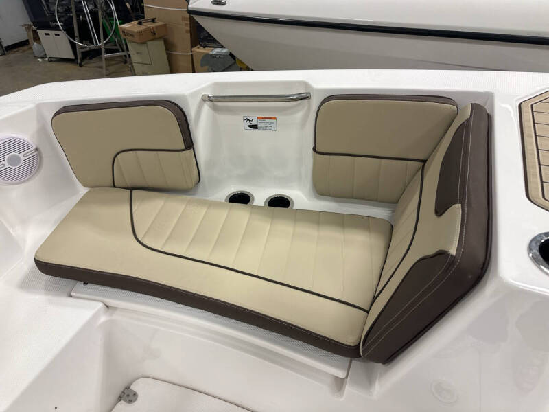 2025 Yamaha 222 Sport Fish