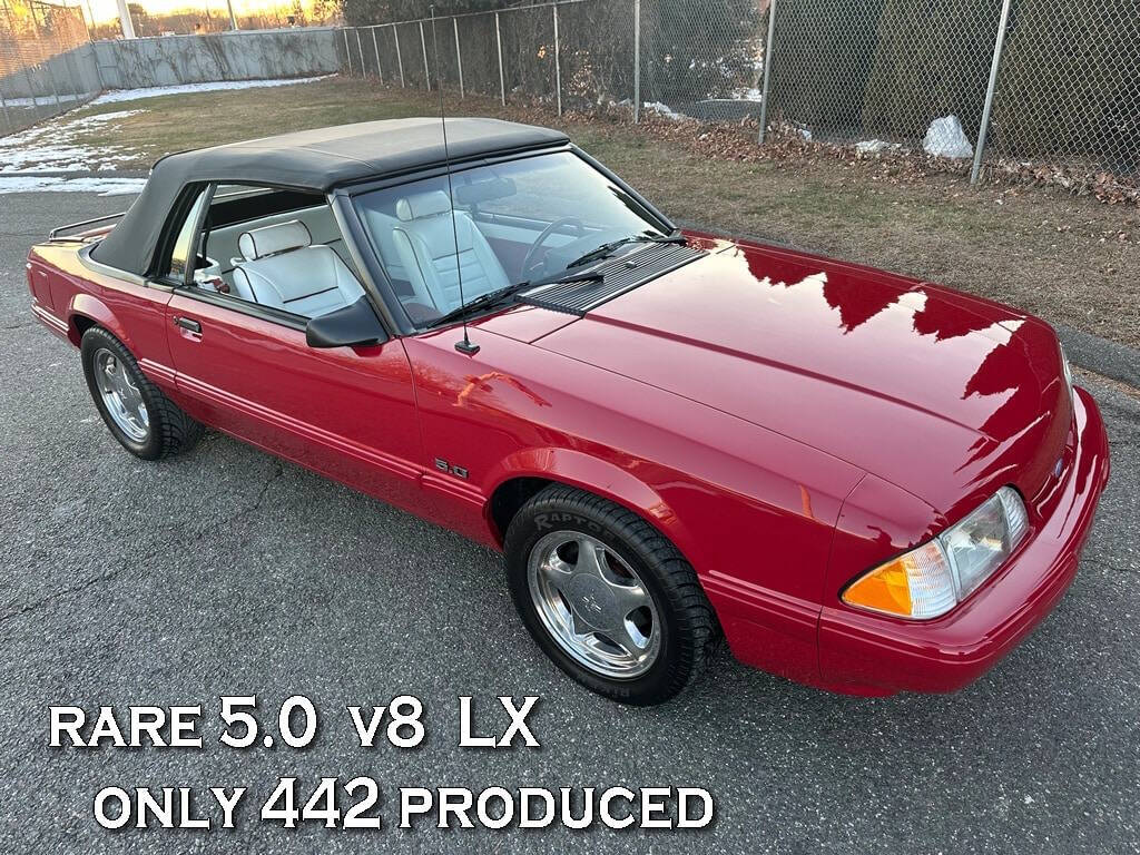 1988 Ford Mustang 3