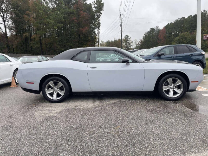 2016 Dodge Challenger SXT
