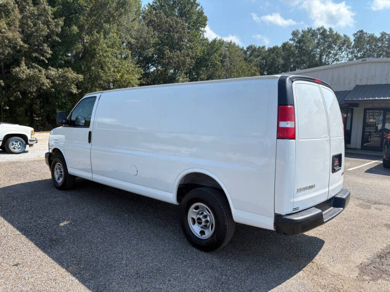 2023 GMC Savana 2500