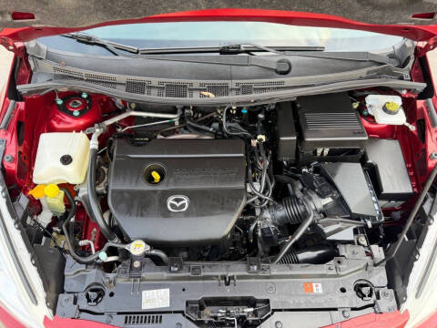 2013 Mazda MAZDA5 Sport