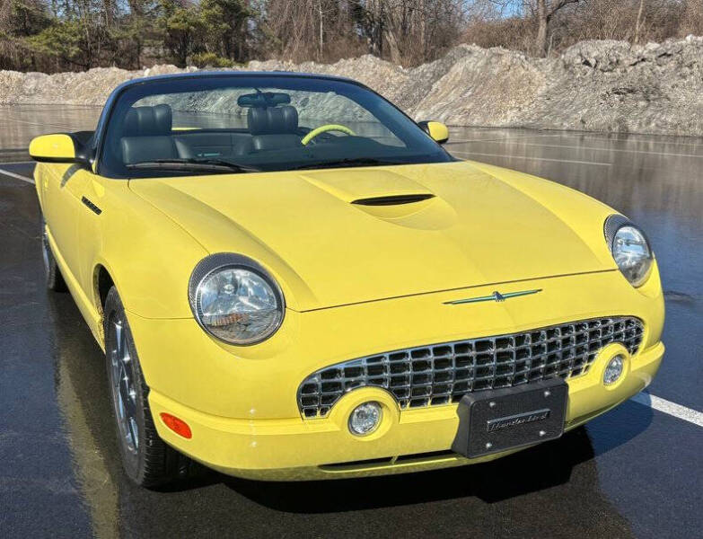 2002 Ford Thunderbird Deluxe