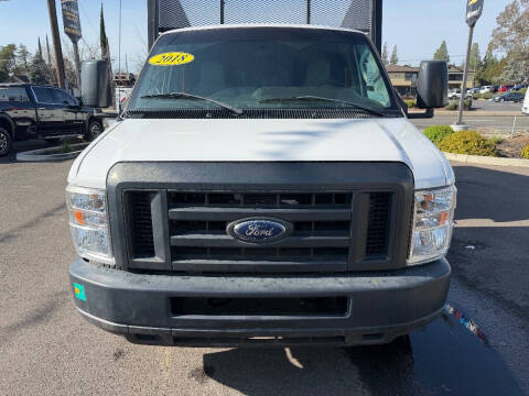 2018 Ford E-Series E-450 SD