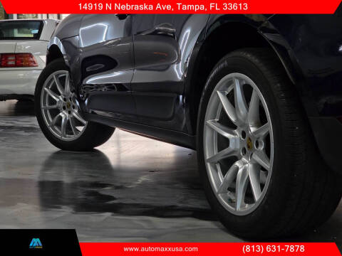 2017 Porsche Macan S