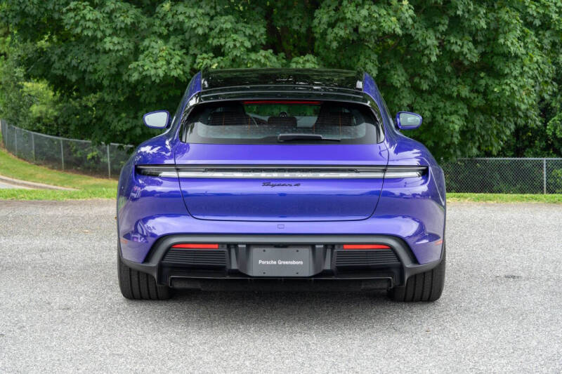 2025 Porsche Taycan 4 Cross Turismo