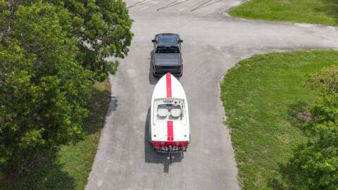 1994 Donzi Marine Classic 22