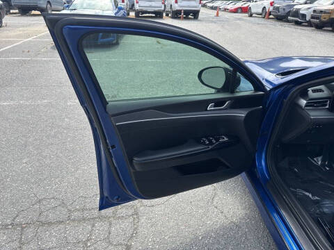 2022 Kia K5