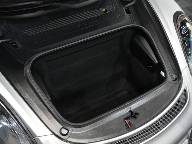 2016 Porsche Cayman GT4