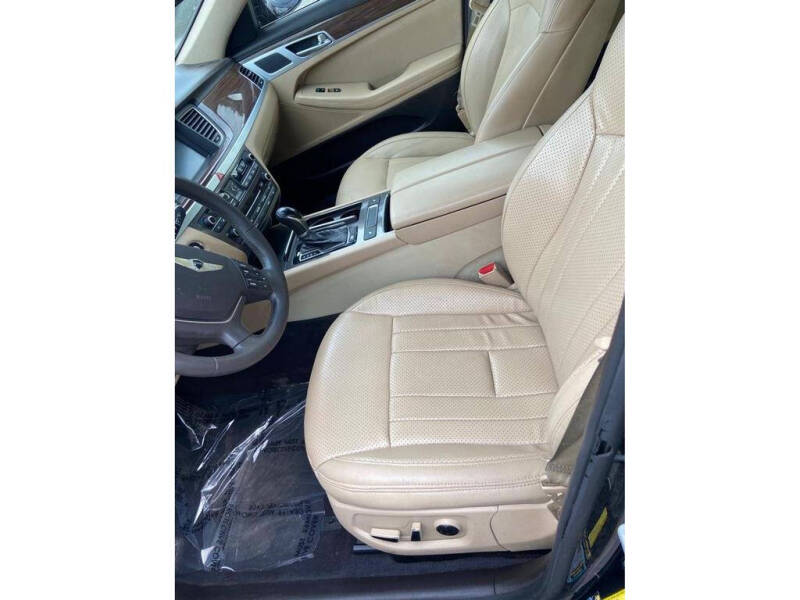 2015 Hyundai Genesis