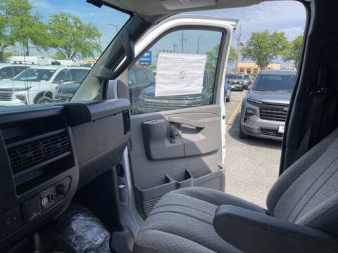 2026 Chevrolet Express LT 3500