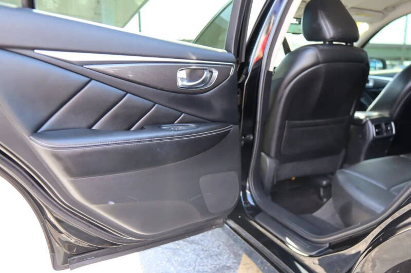 2018 Infiniti Q50 2.0T Luxe